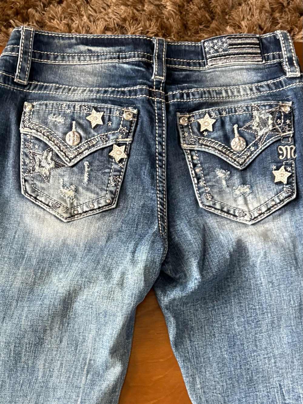 Miss Me Women's Distressed Embellished Stars Denim Jeans NWOT Sz 29